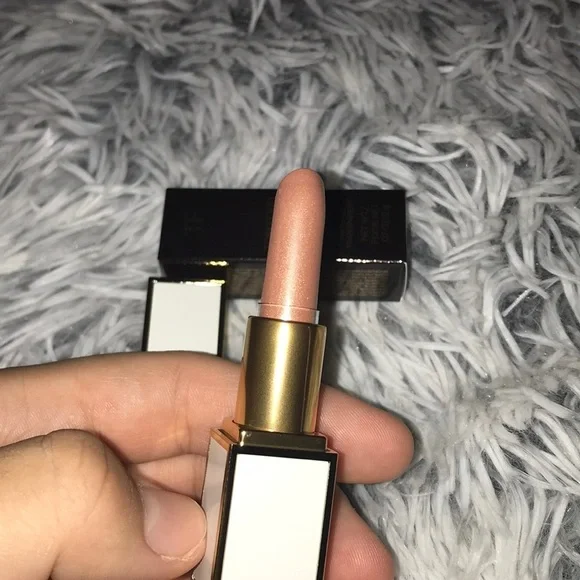 Tom Ford lip color sheer mini Lipstick -29 Ava - Picture 3 of 8